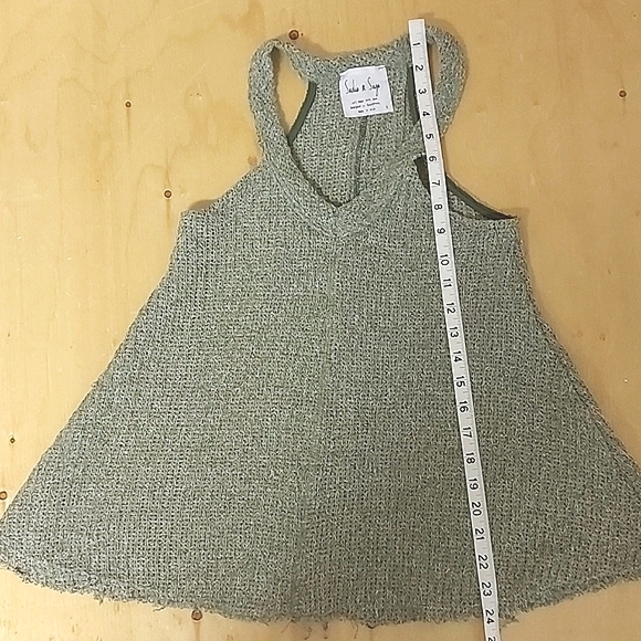 3 for $25- Sadie & Sage Moss Green Top, Size Small - Picture 5 of 12